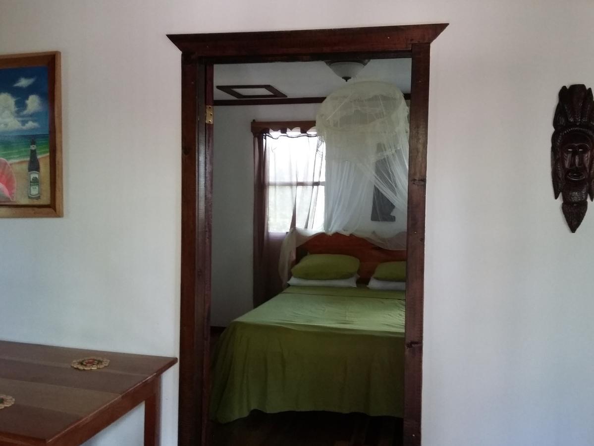 Hidden Haven Hostel Unitedville Kültér fotó